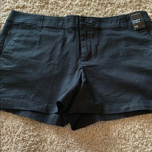 NWT New York & Company Hampton 4” Black Shorts